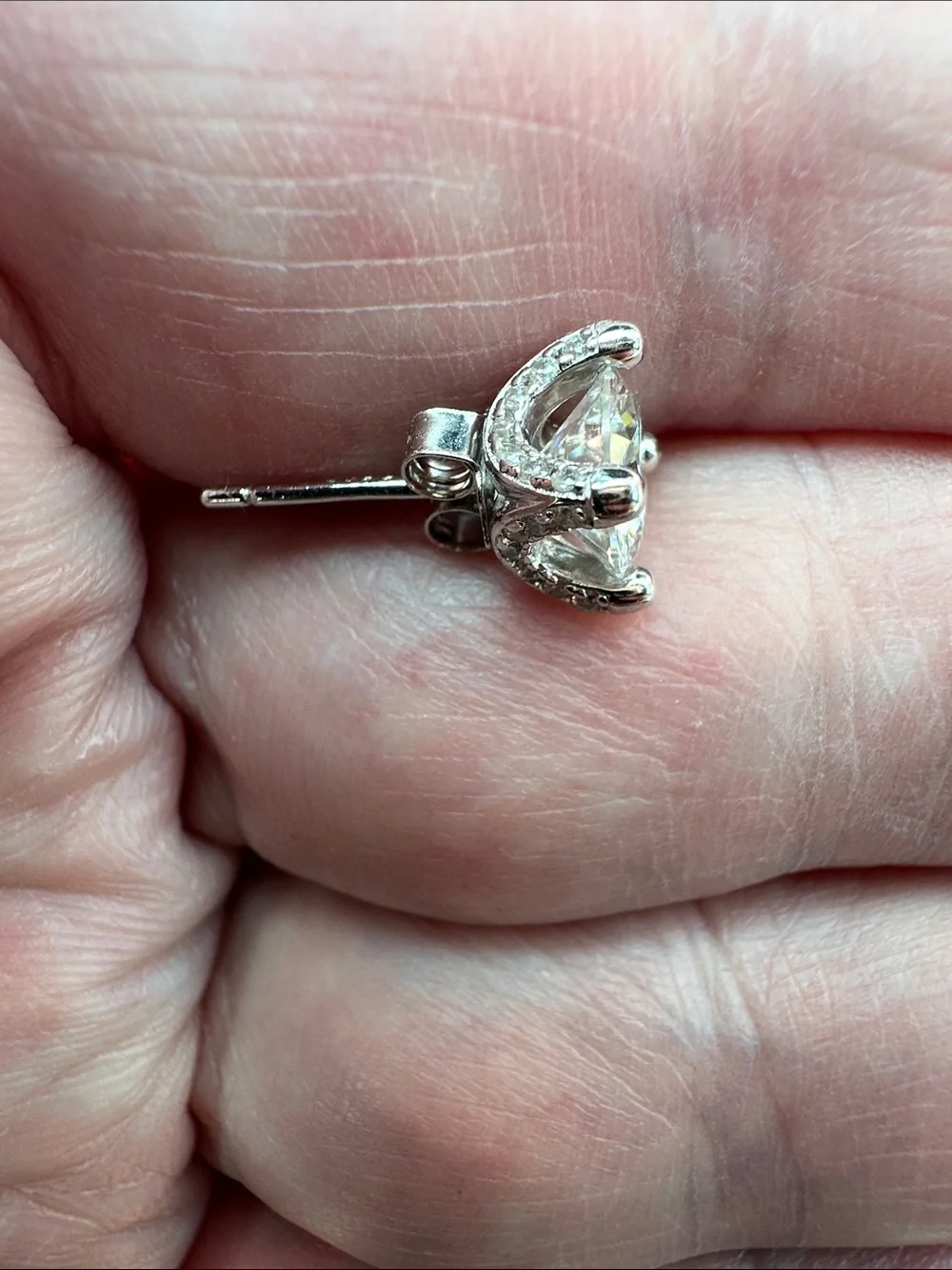 NWT sterling silver S925 MOISSANITE 2.0ct Martini Stud Earrings - Prong Set
